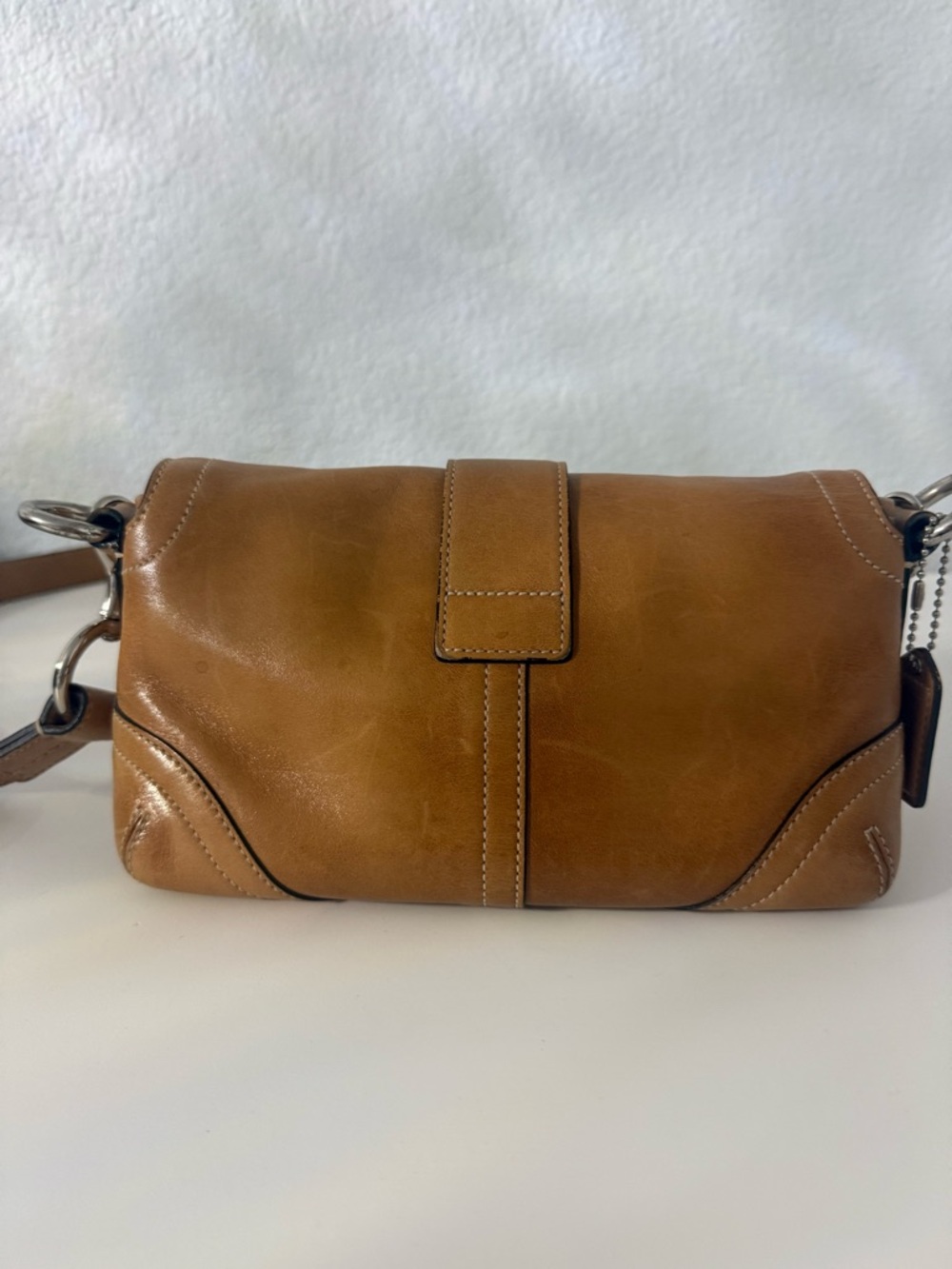 Coach Vintage Soho Crossbody Shoulder Bag Beige Tan Camel Leather - Picture 4 of 10